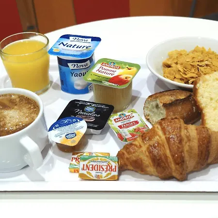 Premiere Classe * סומור