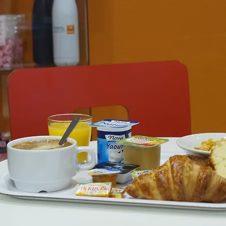 Hotel Premiere Classe *