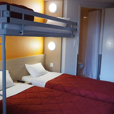 Premiere Classe Hotel *