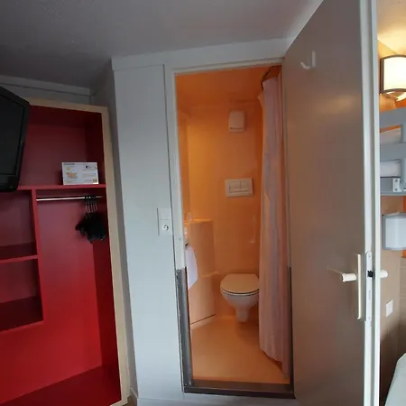 Hotel Premiere Classe *
