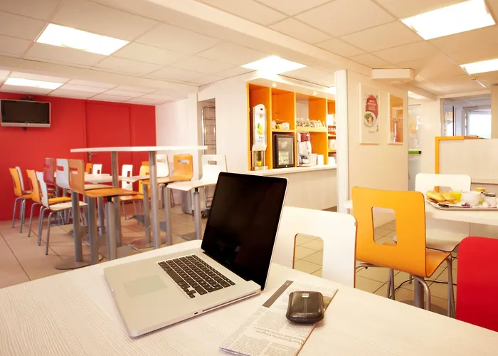 Premiere Classe سوموور