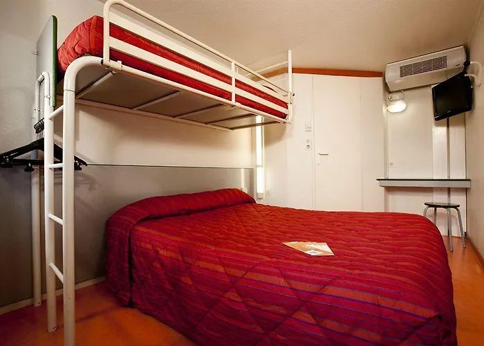 Premiere Classe Hotel *