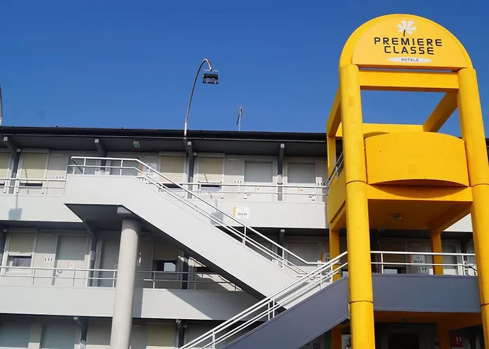 Hotel Premiere Classe *